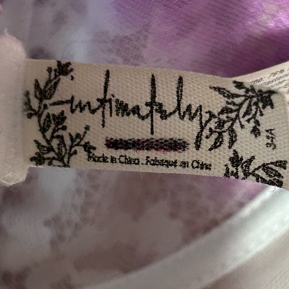 Intimately White and Pink / Purple Lacy, Ruched Bra 34A - Picture 3 of 3